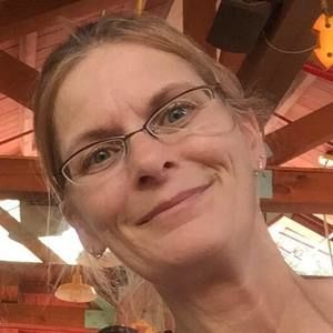 Meet your Posher, Annette